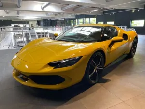 Ferrari 296 GTB Giallo Daytona Kamr.Lift AFS