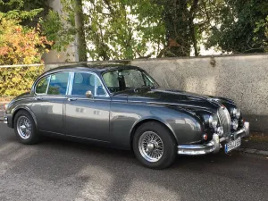 Jaguar MK II