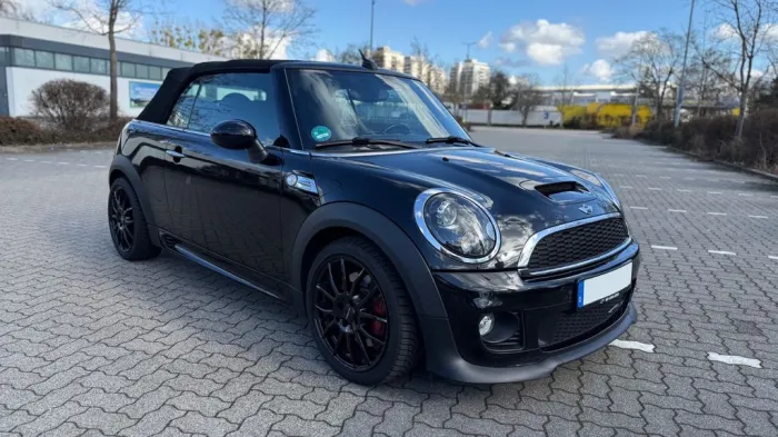 MINI Gepflegtes John Cooper Works Cabrio