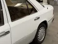 Mercedes-Benz E 260