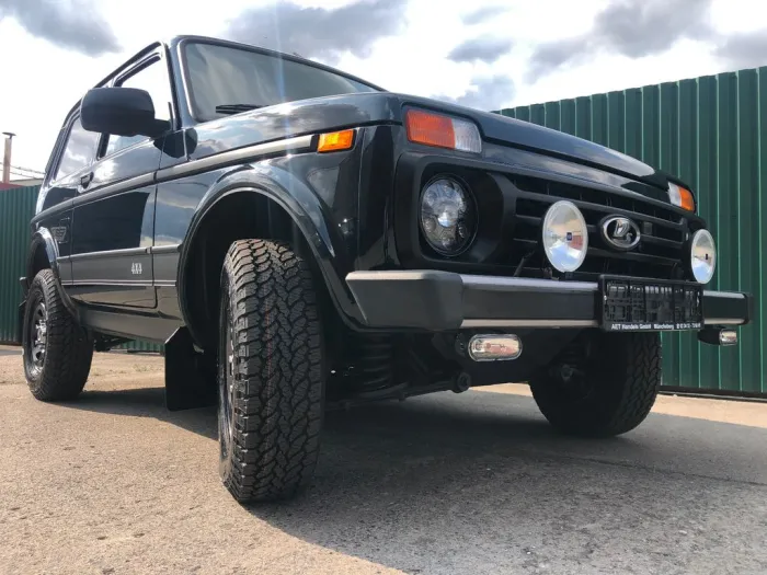 Lada Niva LEGEND 