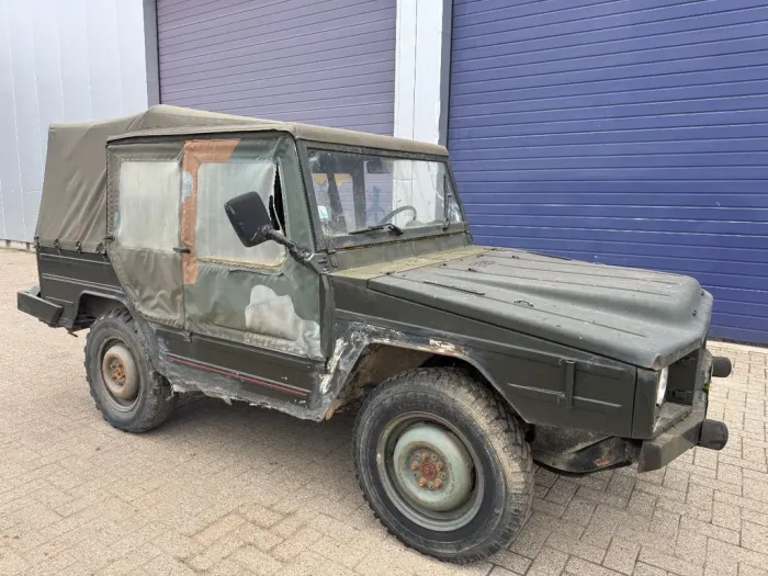 Volkswagen ILTIS **PETROL-ESSENCE**