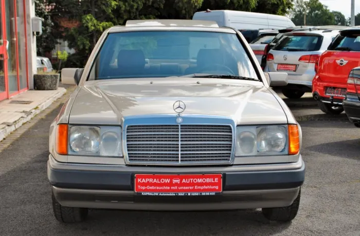 Mercedes-Benz E 200 W124*H- Oldtimer*Inspektion Neu*TÜV07.28*