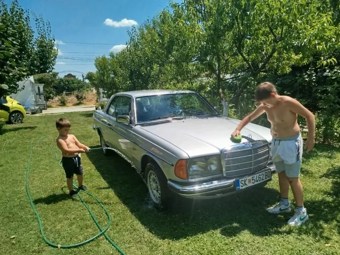 Mercedes-Benz E 280