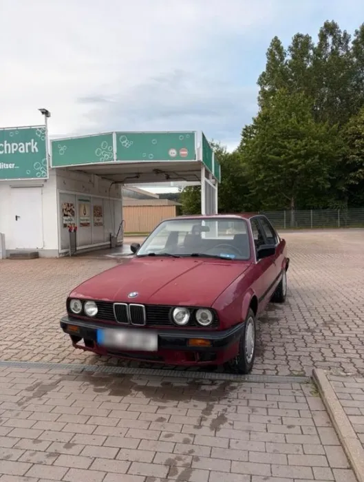 BMW E30 316i