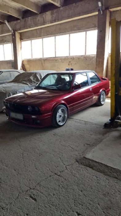 BMW E30 335