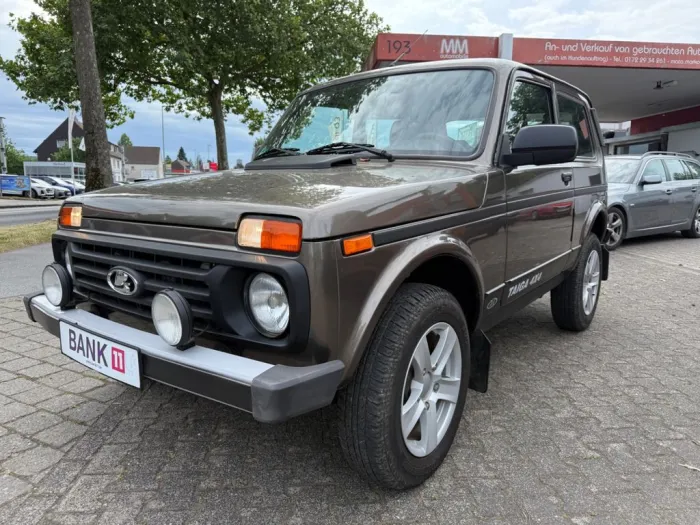Lada Taiga Basis 4x4