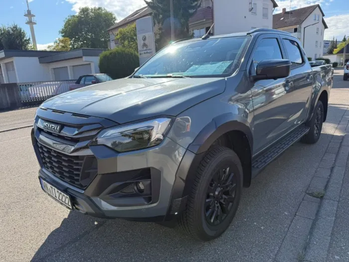 Isuzu D-Max V-Cross Double Cab 2.2 Navi Leder 360 Kame