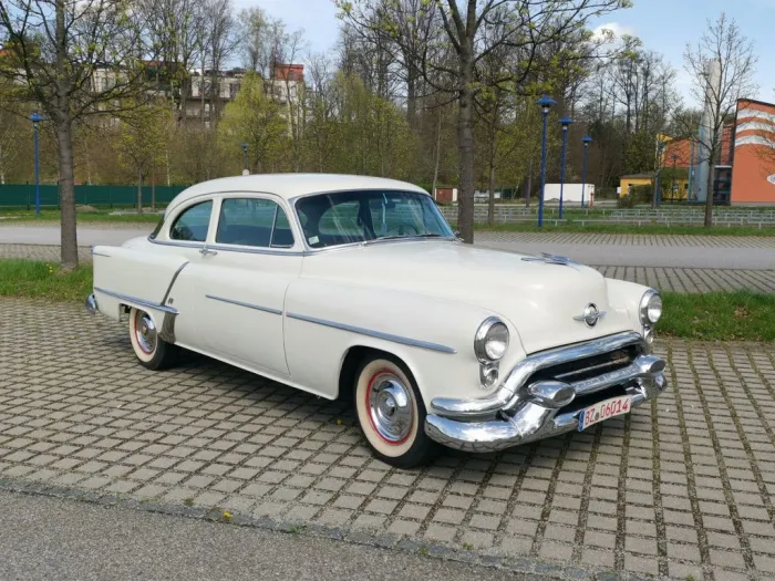 Oldsmobile Rocket 88 1953 US Oldtimer