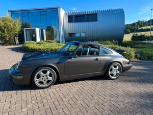 Porsche 964 Carrera 4 Coupe