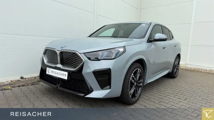 BMW iX2 eDrive20 Sportpaket Laden AC Ladekabel  
