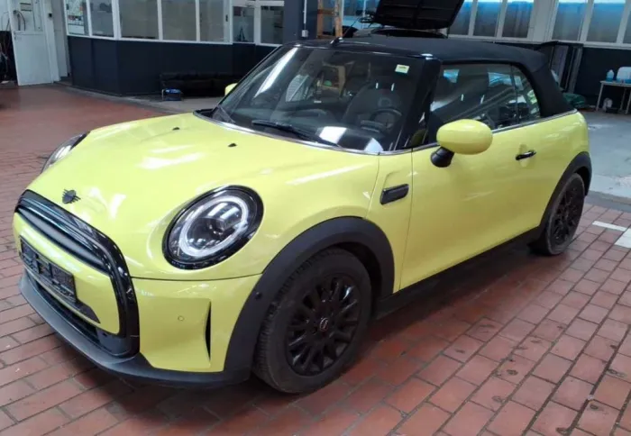 MINI ONE Cabrio Classic Trim LED SHZ Navi Piano Black
