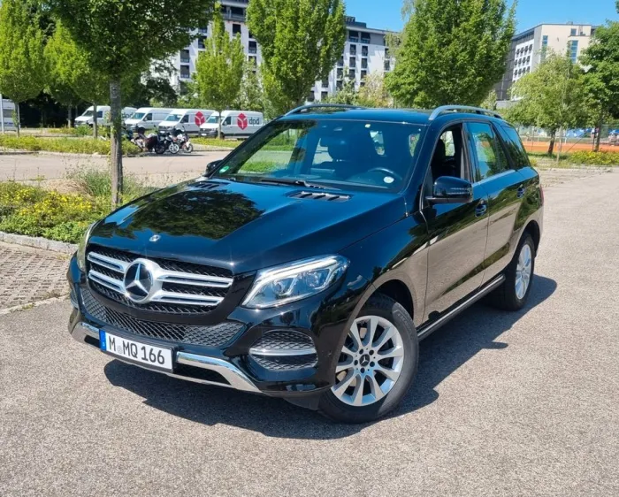 Mercedes-Benz GLE 250 d -Scheckheftgepflegt-Top Zustand 