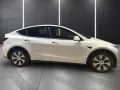 Tesla Model Y Basis RWD