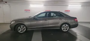 Mercedes-Benz E200
