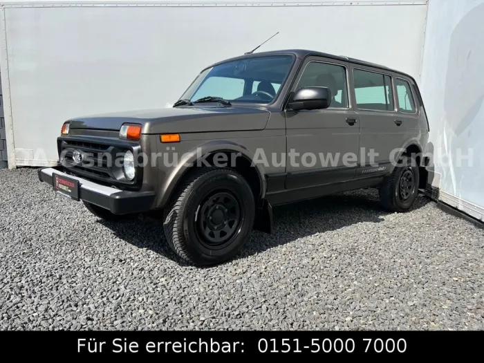 Lada Niva / Taiga 5-trg. Legend 4x4 AHK USB Bluetooth