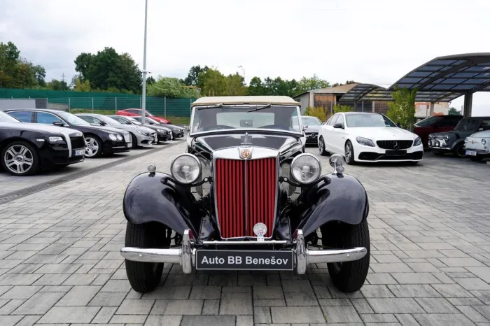 MG TD roadster