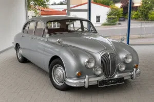 Jaguar Daimler MKII