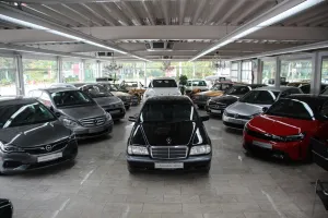Mercedes-Benz C 240 CLASSIC Lim. *Automatik/Klimaautomatik*