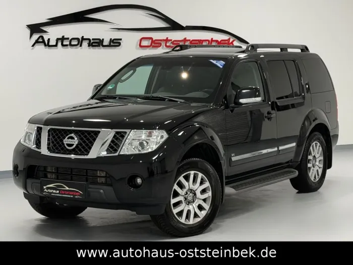 Nissan Pathfinder 3.0 dCi LE/XENON/KAMERA/BOSE/7-SITZER