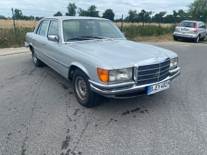 Mercedes-Benz 450