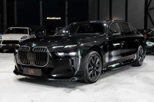 BMW 750 e xDrive M Sport*SkyLounge*B&W*Vnt*Msg*