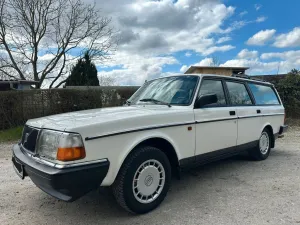 Volvo 240