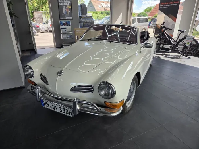 Volkswagen Karmann Ghia