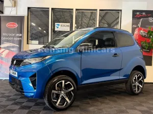 Aixam Crossover Euro 5+ 2025 Mopedauto Microcar 45 KM