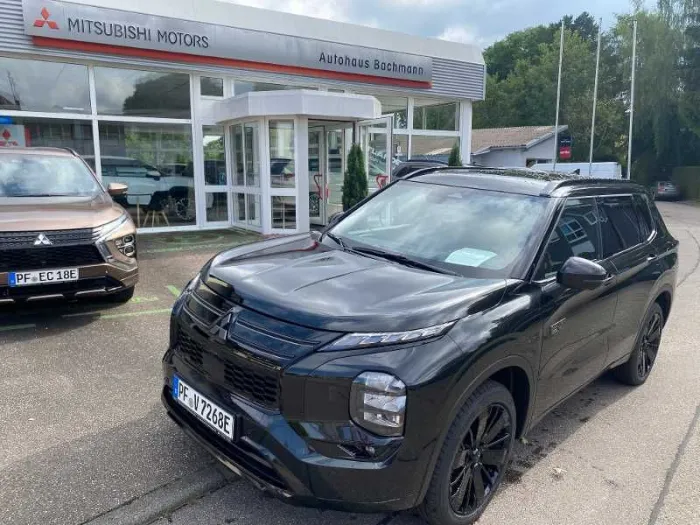 Mitsubishi Outlander 2.4L PHEV BLACK-EDITION