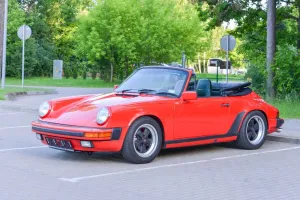 Porsche 930