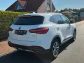 MG EHS 1.5 T Luxu/Com Auto/LED/Kamera/613