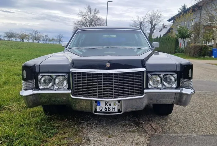 Cadillac Fleetwood 