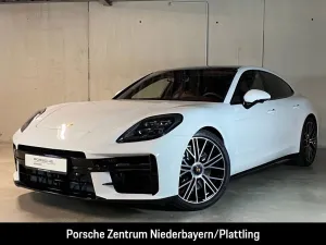 Porsche Panamera GTS - Burmester - Hinterachslenkung -