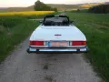 Mercedes-Benz 560 SL