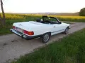 Mercedes-Benz 560 SL