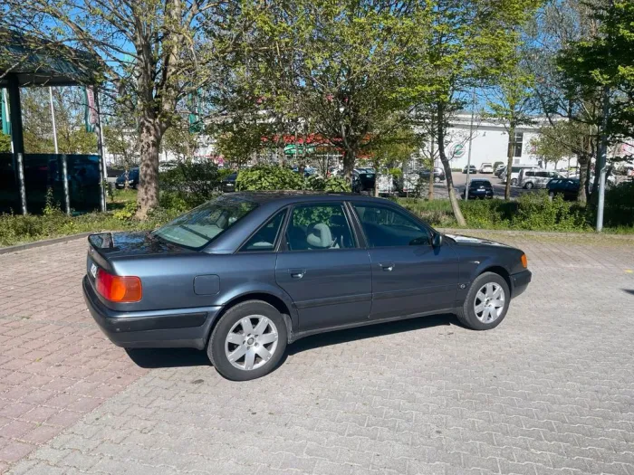 Audi audi 100 110000km