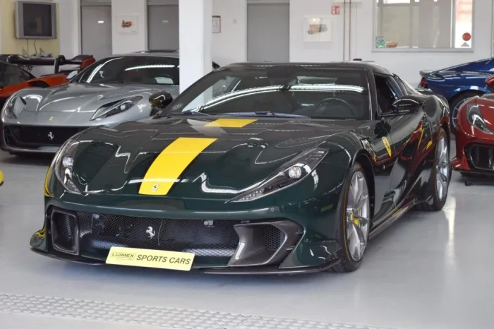 Ferrari 812 Competizione Aperta