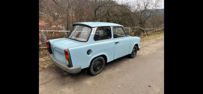 Trabant 1.1 Gletscherblau