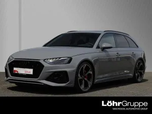 Audi RS 4 Avant tiptronic