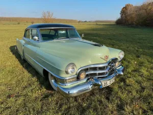 Cadillac Sedan