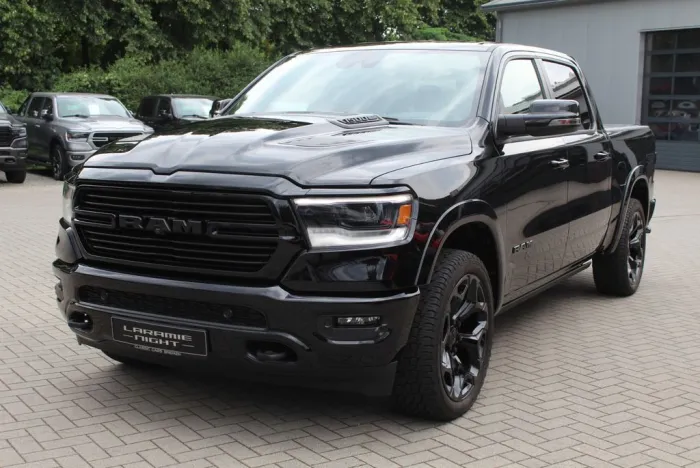 Dodge RAM 5,7L Laramie GT, HUD, LPG, 360°