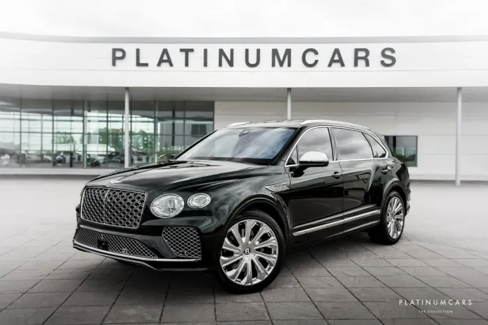 Bentley Bentayga 4.0 V8 EWB Mulliner / SPEC