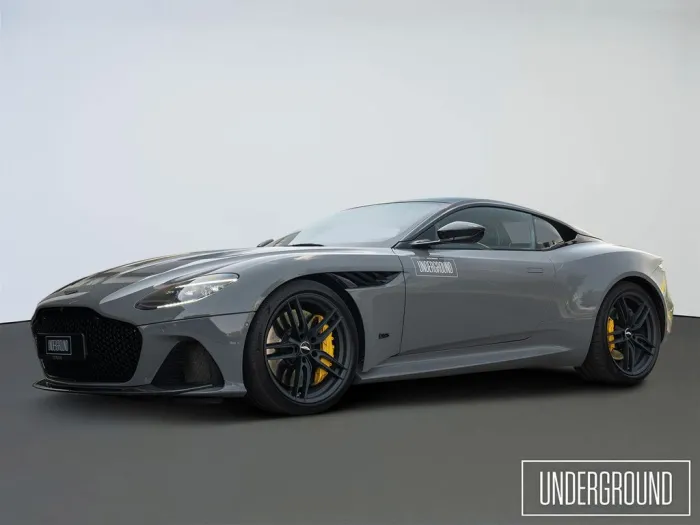 Aston Martin Superleggera 5.2 V12