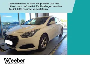 Hyundai i40 cw blue Trend * NAVI*PDC*GRA*LM*LED *