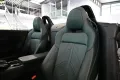 Aston Martin V8 Vantage Roadster/Epsilon Black/Bowers&Wilkins