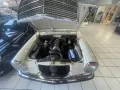 Mercedes-Benz 200/8