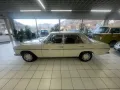 Mercedes-Benz 200/8
