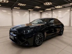 BMW M5 Limousine Basis
