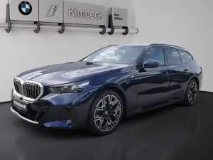 BMW 530e xDrive Touring M SPORT INDIVI TANSANITBLAU